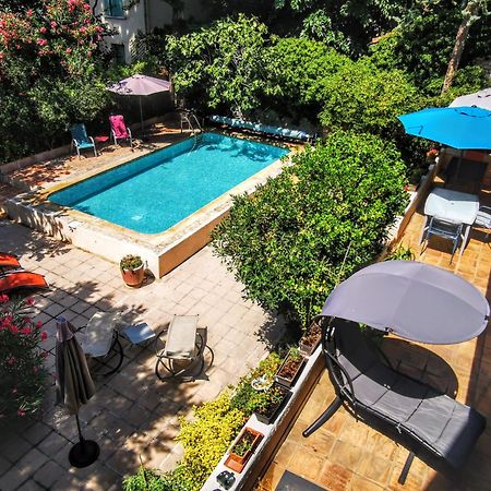 Rougetomette Bed & Breakfast Nîmes Exterior photo